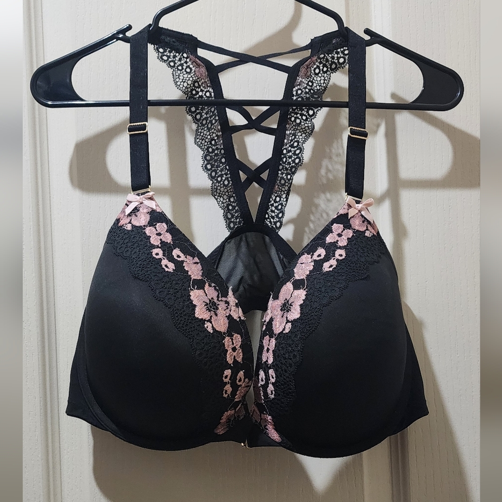 Cacique Black Bra with Pink Floral Lace 44DD